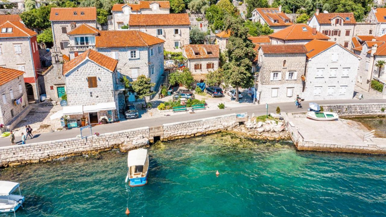 Charming Bohemian House In Perast 빌라 외부 사진